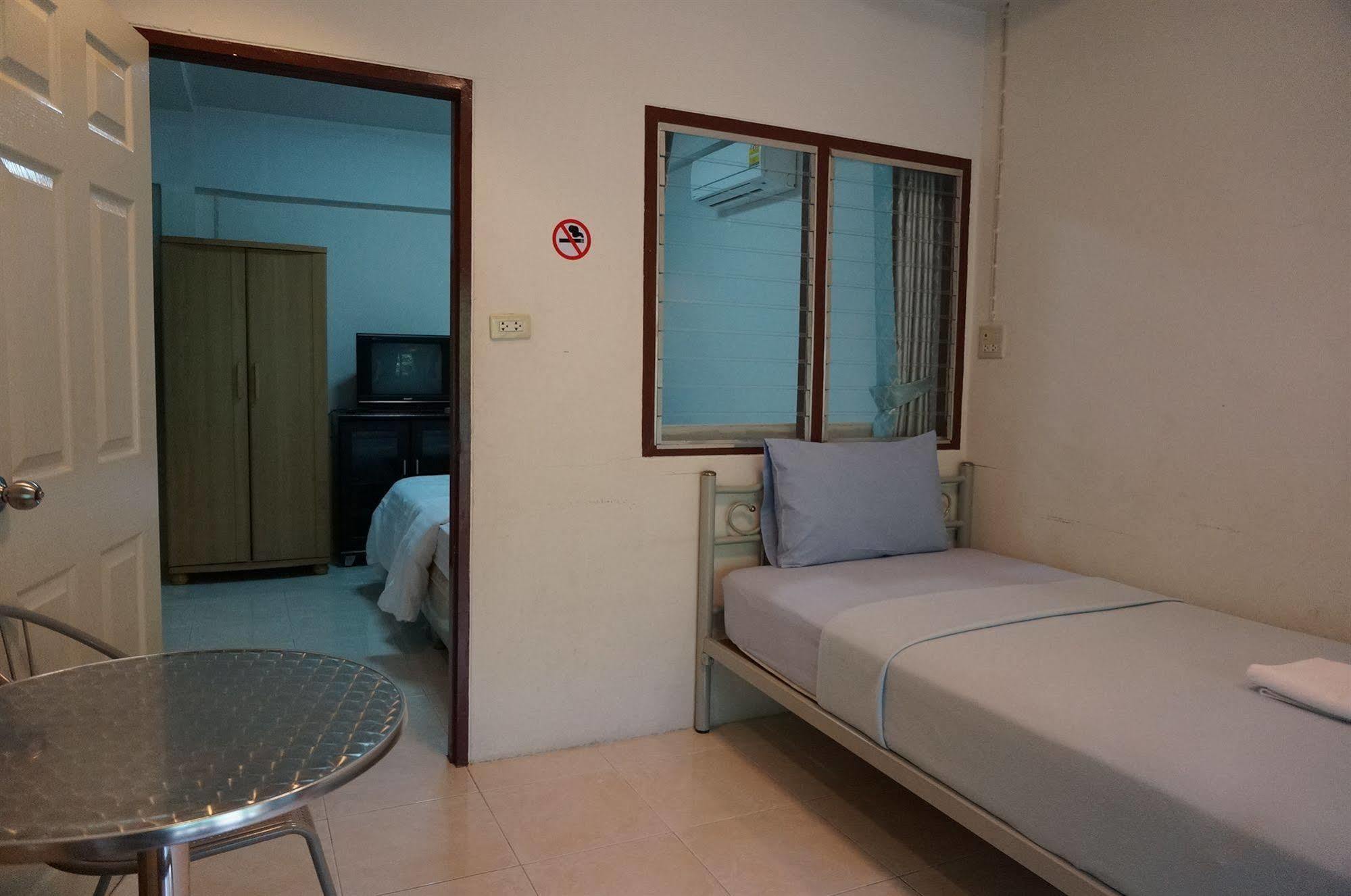 הואה הין Baan Taweesuk Guest House מראה חיצוני תמונה