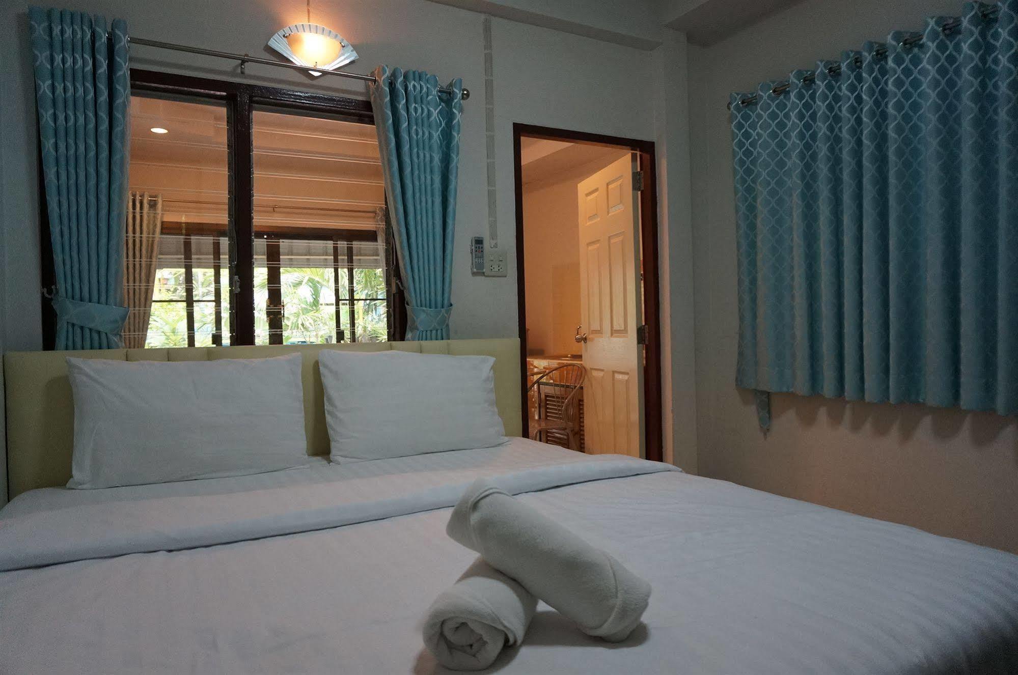 הואה הין Baan Taweesuk Guest House מראה חיצוני תמונה